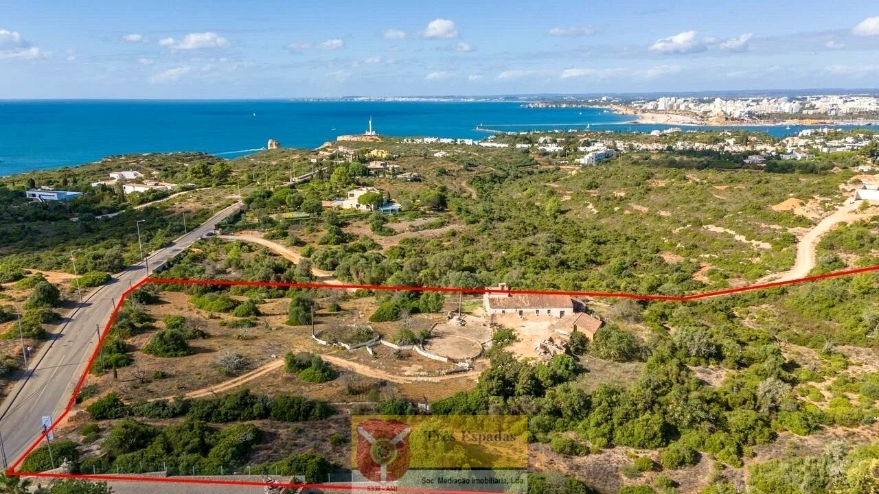Plot tourism project near Ferragudo — PL-1000